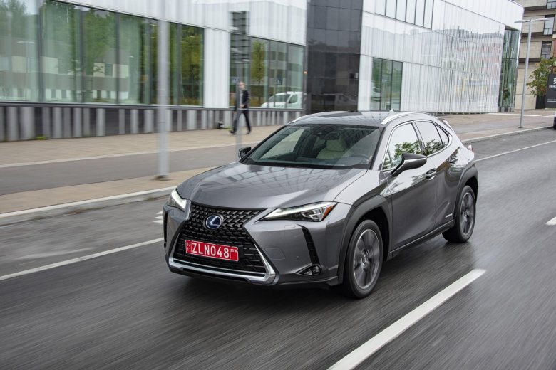 Lexus ux 200