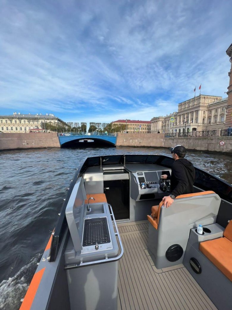 Лодка венеция санкт-петербург