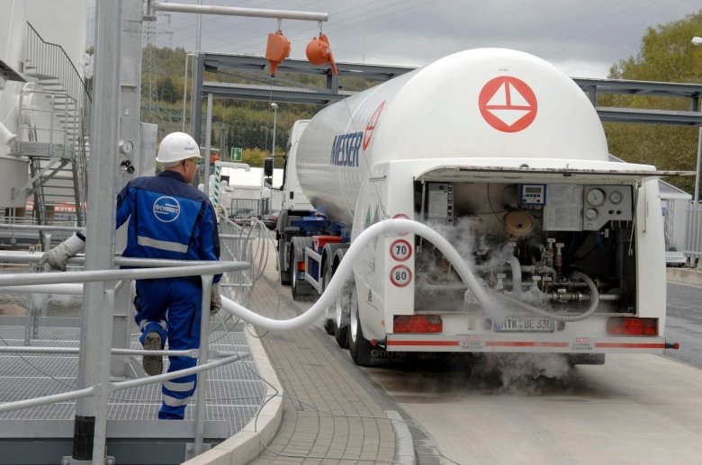 Криогенная автоцистерна