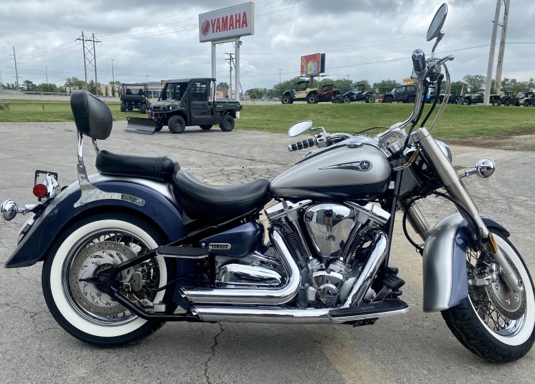 Yamaha roadstar 1600 2003 silver edition