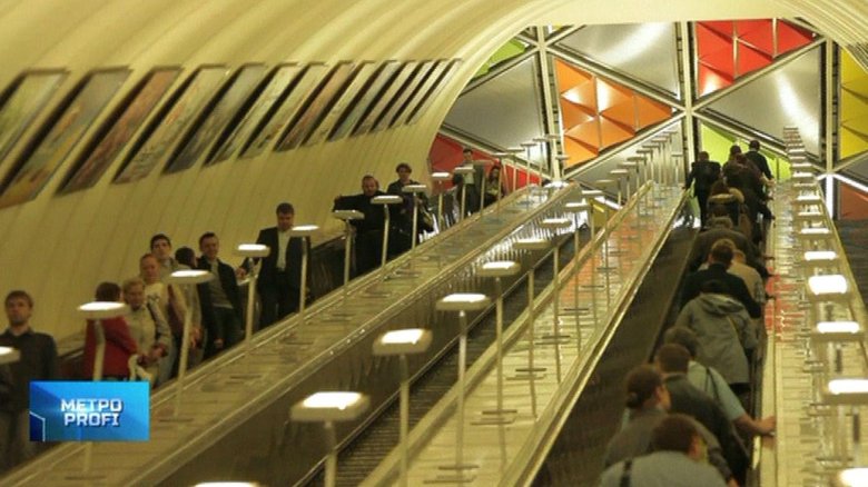 Адмиралтейская станция метро эскалатор