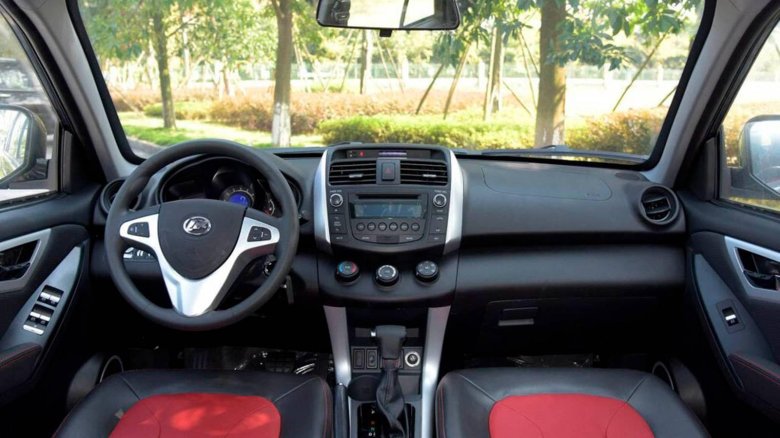 Лифан х 60 салон