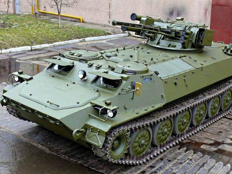 Гусеничный тягач мтлб