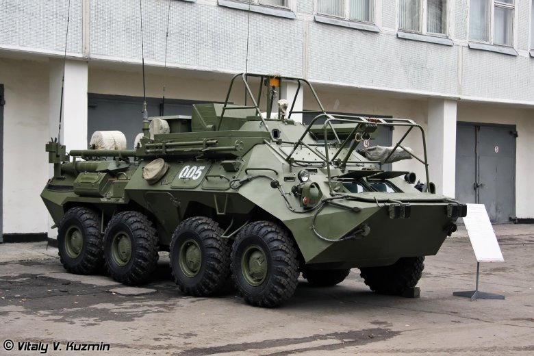 Бронетранспортер бтр 80