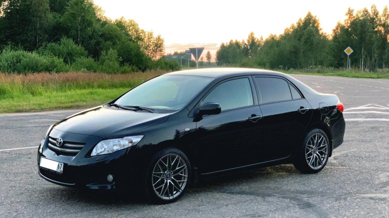 Тойота королла r18