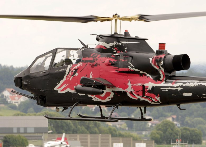 Вертолет кобра