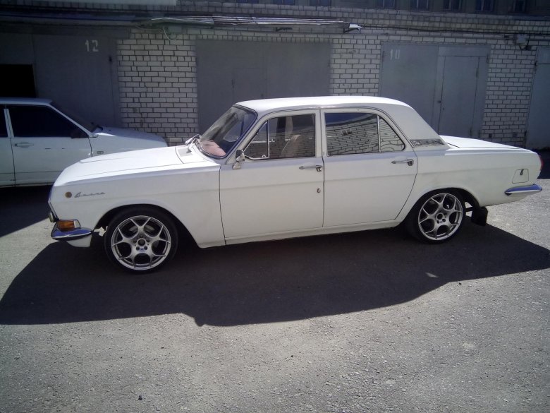 Газ 24 на дисках