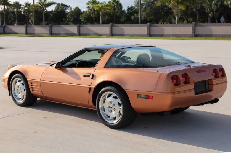 Chevrolet corvette 1987