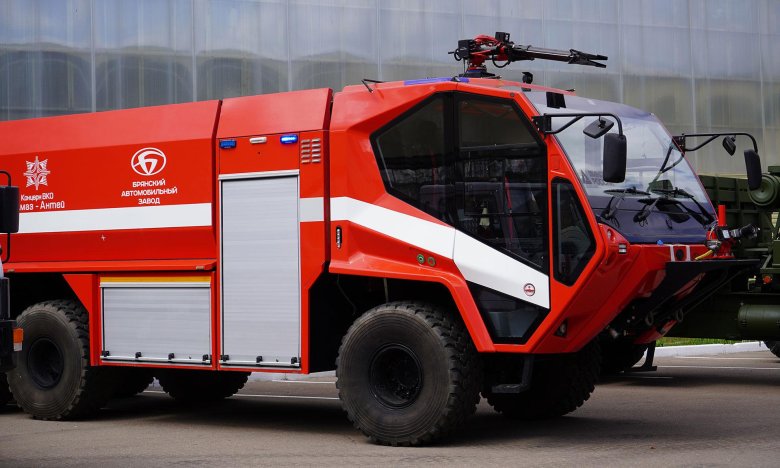 Аэродромная пожарная машина