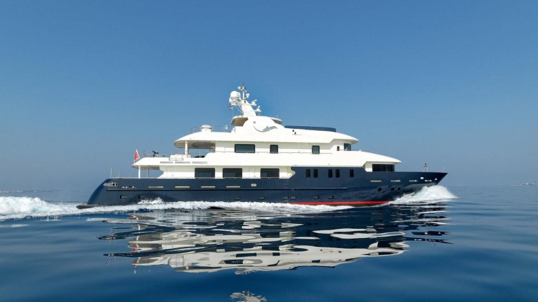 Яхта серенити