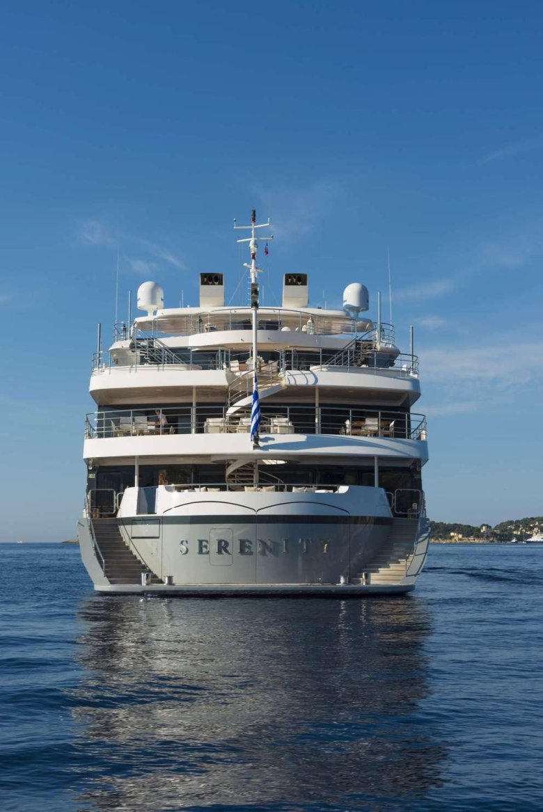 Яхта серенити