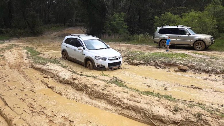 Chevrolet captiva off road