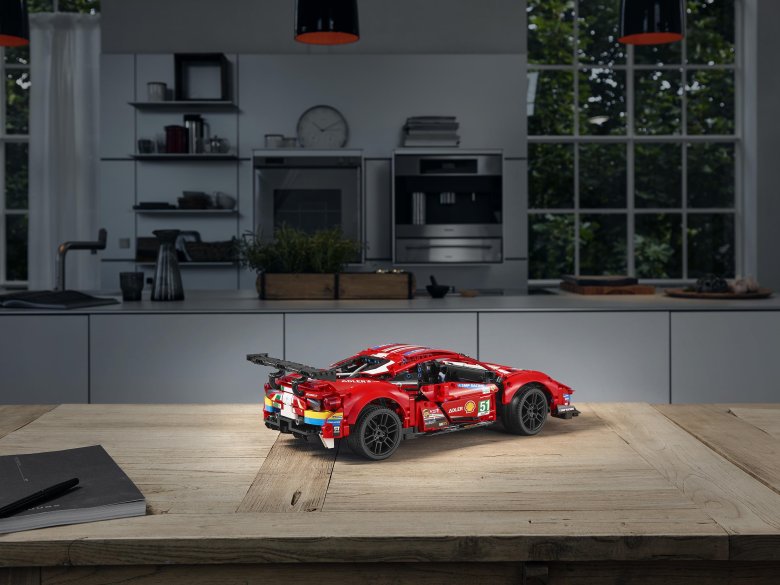 Конструктор lego technic 42125 ferrari 488 gte