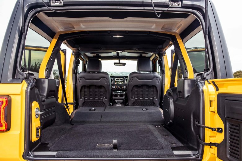 Jeep wrangler rubicon 2022 салон