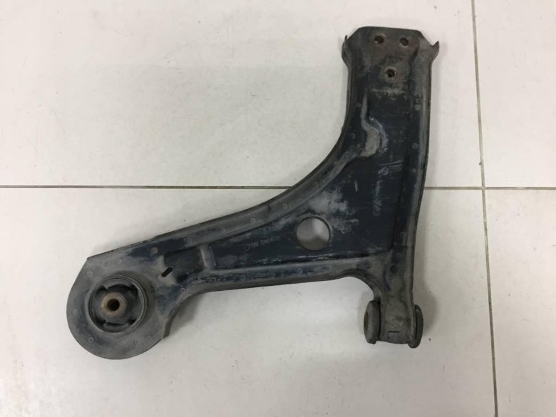 Рычаг передний правый chevrolet lacetti