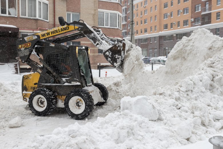 Снегоуборочная техника