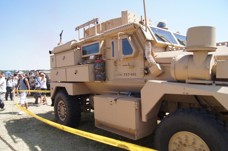 Mrap cougar 4x4