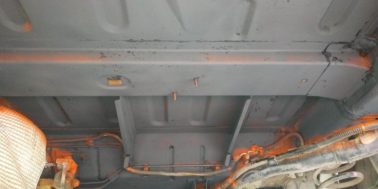 Peugeot 406 днище