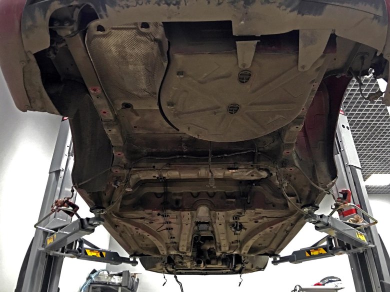 Защита днища пежо 407