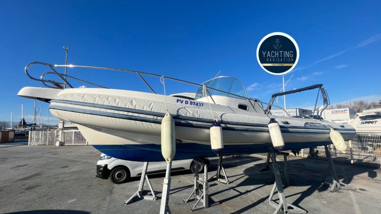 Катер лодка