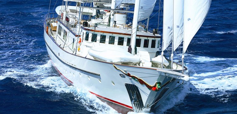 Парусная яхта athena (90 метров)