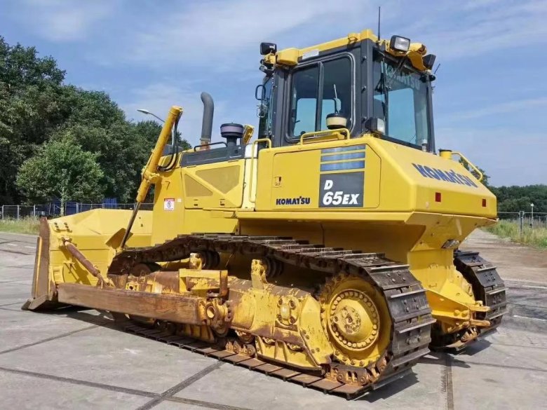 Бульдозер komatsu d 65 ex 16