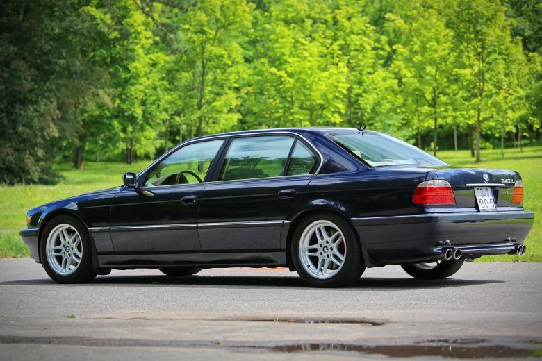 Bmw 7 серии e 38
