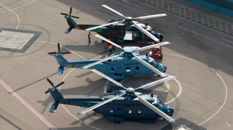 Транспортный вертолет