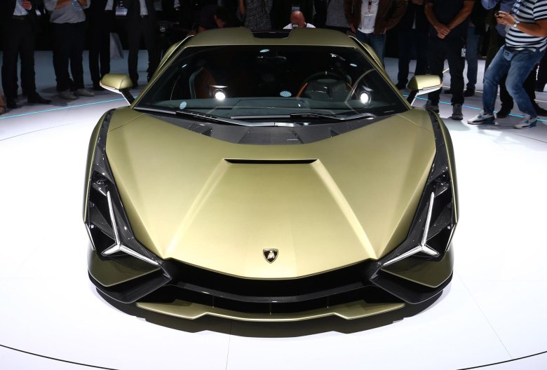 Ламборгини новая