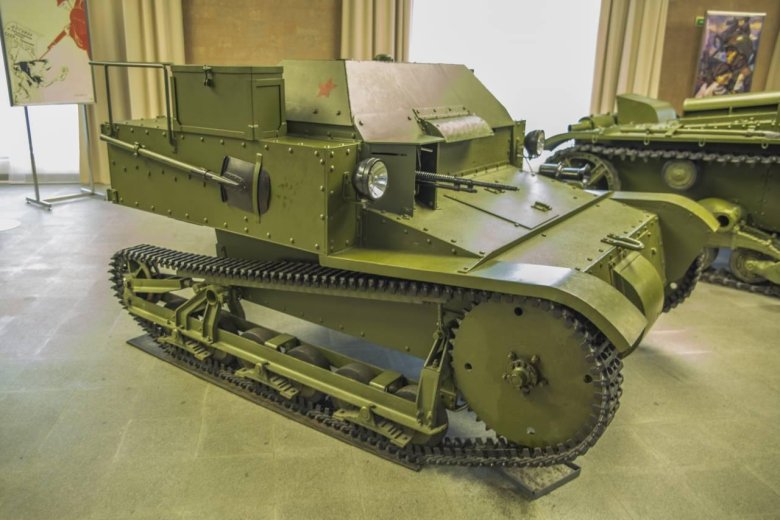 Танкетка т-27м