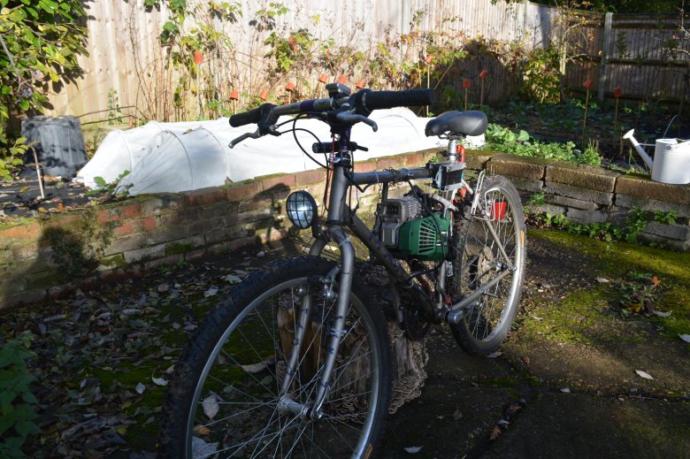 Велосипед с мотором от бензопилы