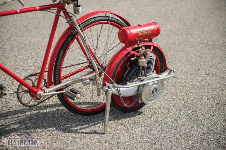 Велосипед с бензиновым мотором
