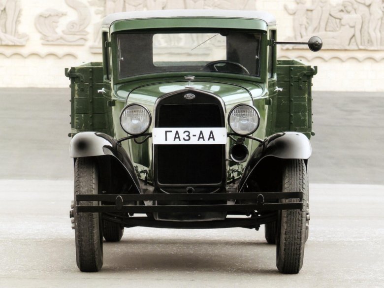 Грузовик полуторка газ аа