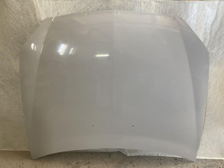 Пластиковый капот ваз 2170