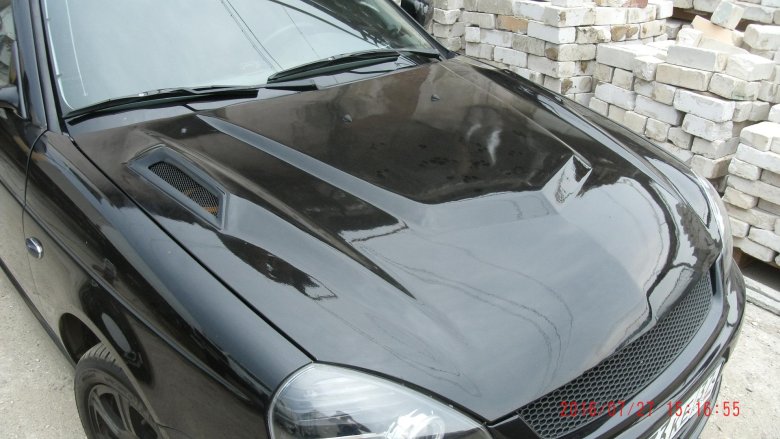 Капот lada priora