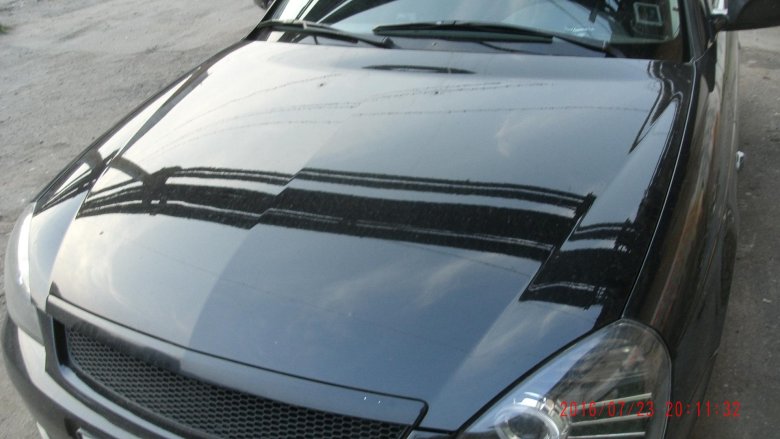 Стеклопластиковый капот приора