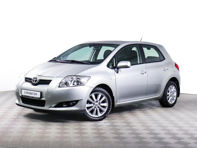 Тойота аурис 2008