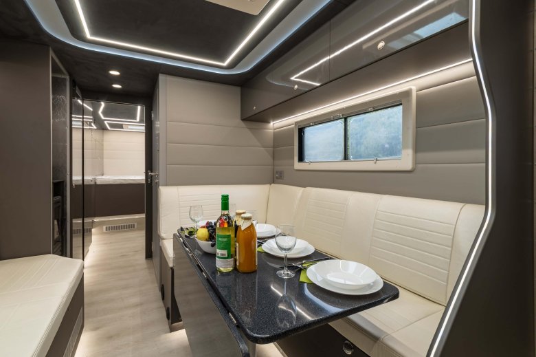 Автодом камаз 43118 с хамамом