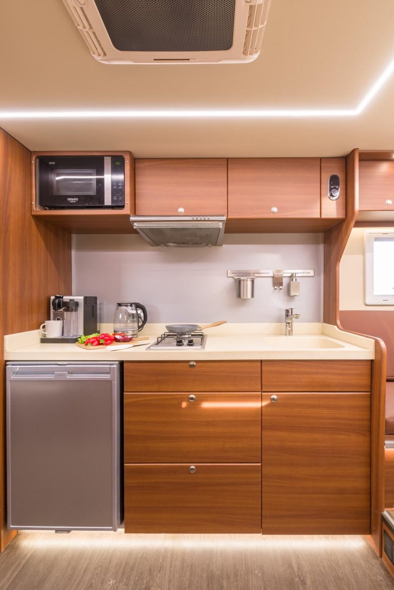 Премиум-автодом камаз 43118 с