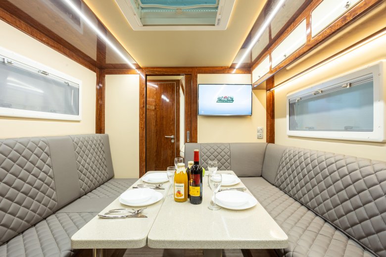 Премиум-автодом камаз 43118 с