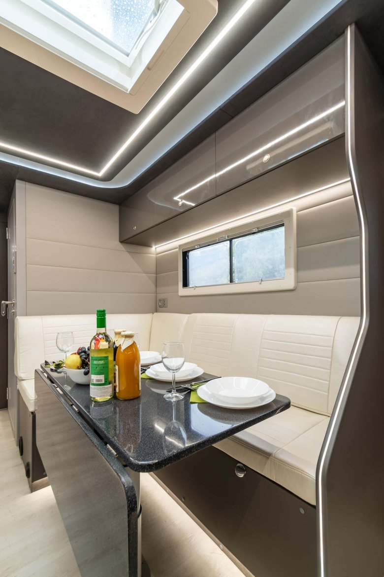 Автодом камаз 43118 с хамамом