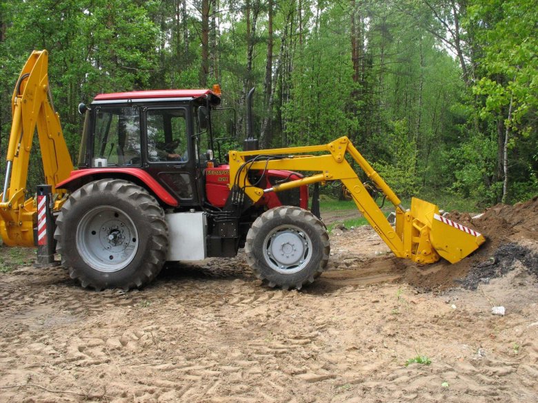 Экскаватор-погрузчик амкодор 702ем-03