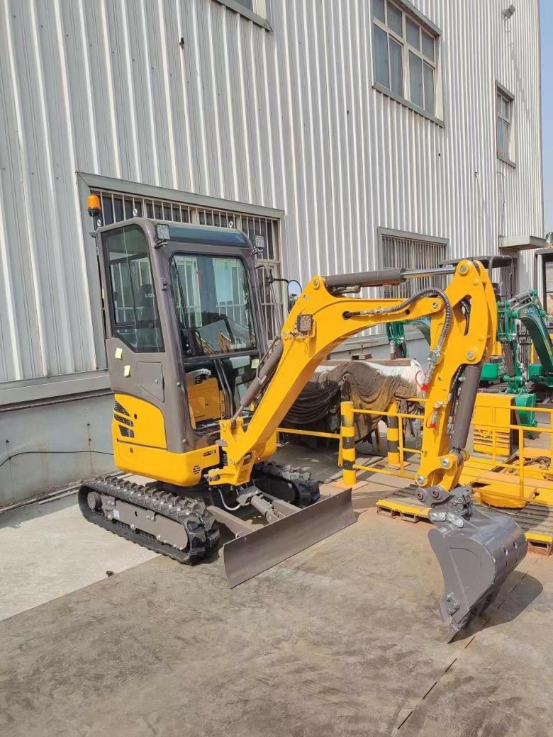 Гусеничный мини-экскаватор xcmg xe 35 u