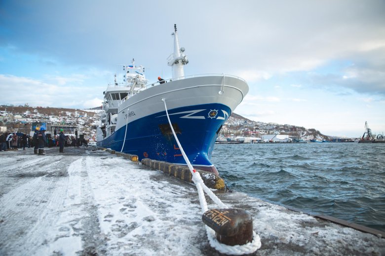 Траулер-сейнер «василий каплюк»