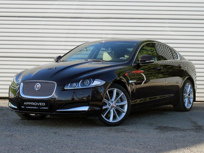 Jaguar xf 2014