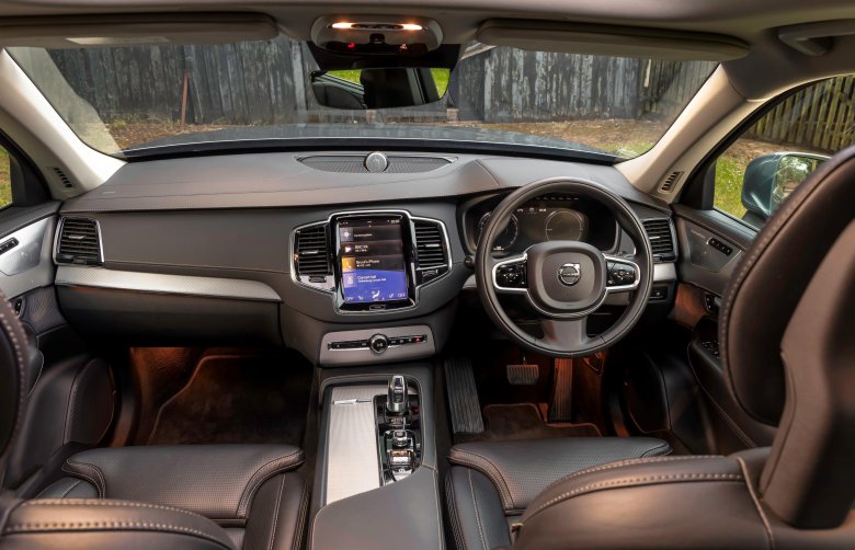Volvo xc90 2017 interior