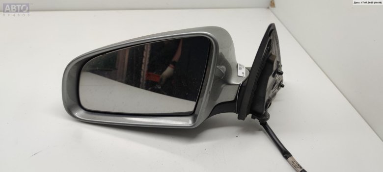 Боковое зеркало