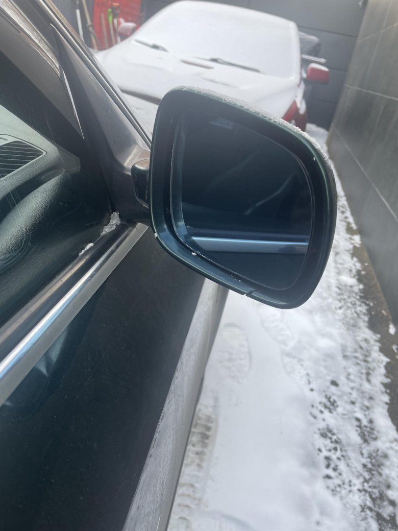 Боковое зеркало заднего вида