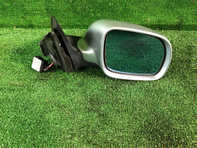 Зеркало левое электрическое