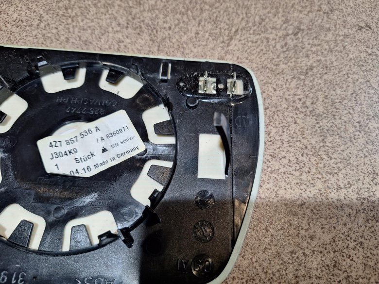 Зеркальный элемент шкода октавия а5